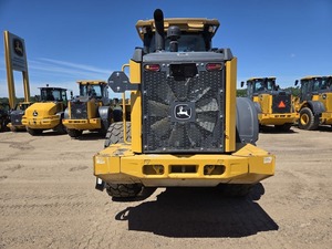 รถตักล้อยาง MAVERICK CORPORATE LOGISTICS 2001 624P 4WD รุ่น Z215424 รับน้ำหนักได้ 200 ตัน พร้อมส่งออก คุณภาพพรีเมียม - Product Image 4