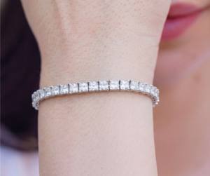 Pulsera de Diamantes Cultivados en Laboratorio, Chapada en Oro y Plata, con Elegancia Atemporal, un Regalo Brillante para Fiestas, un Clásico - Product Image 3