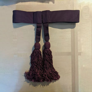 Écharpe de Cérémonie en Soie Personnalisée de Qualité Supérieure, Violet Foncé, Bordure à Pompons Tricotés, Double Frange, Lavable, Écologique, Vente en Gros - Product Image 1