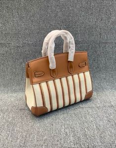 Large Capacity Light Luxury Texted for Bag Simple All-match Shoulder Crossbody Bag - Product Image 5