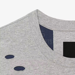 T-shirt élégant effet vieilli, coupe moderne, en matière douce pour un confort et un style au quotidien - Product Image 5