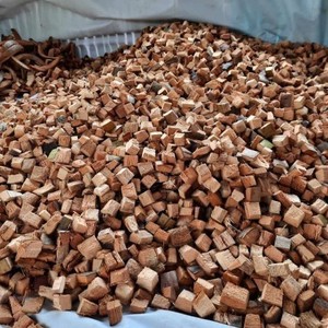 Wholesale Low EC Coco Peat Coco Husk Chips Natural Growing Medium for Nursery and Soilless Cultivation Eco2go Vietnam - Product Image 4