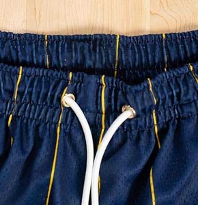 Shorts de sport pour homme bleu marine à motif étoiles, taille mi-haute avec cordon de serrage, décontractés, respirants, design rayé, en polyester - Product Image 3