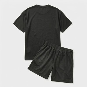 Ensemble T-shirt et short noir pour homme, respirant, en polyester, vêtements de sport décontractés, coupe classique, tenue d'entraînement de gym d'été, ensemble deux pièces - Product Image 2