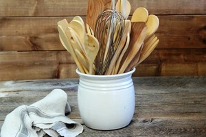 Portautensilios de Cerámica Acanalado, Diseño Cilíndrico Alto, Acabado Mate, Resistente, Organizador de Almacenamiento para Encimera de Cocina - Product Image 6