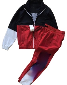 ชุดวอร์มแบบยูนิเซ็กซ์คุณภาพสูง ปรับแต่งได้ พร้อมโลโก้และดีไซน์เฉพาะตัว - Product Image 1