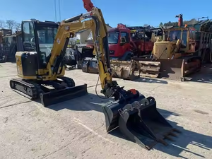 Mini-excavatrice sur chenilles CAT 304E CR d'occasion, 5 tonnes, excavatrice compacte à rayon de braquage court pour la construction - Product Image 4
