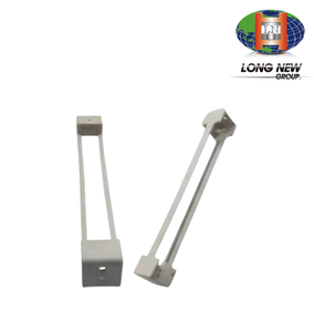 ชิ้นส่วนประกอบพลาสติกฉีดขึ้นรูปตามสั่ง OEM ของ LONGNEW - Product Image 2