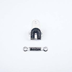 Gros crochet pour pantalon et grande barre - Product Image 1