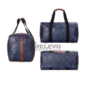Bolsa de Viaje Personalizable de Cuero de Grano Completo 30L, Precio al por Mayor, Bolsa de Fin de Semana de Alta Gama a Precio Accesible - Product Image 3