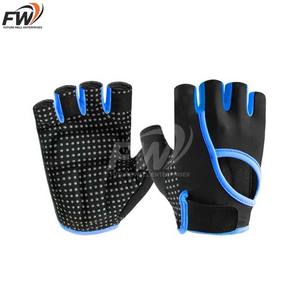 Guantes de Levantamiento de Pesas de Primera Calidad con Protección para las Muñecas/ Guantes de Ejercicio para Levantamiento de Pesas con Diseño Nuevo y Moderno - Product Image 4
