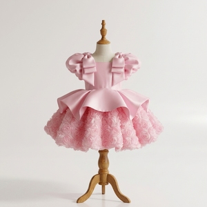 Robe de bal élégante rose pour filles, manches bouffantes, double nœud, jupe à rosettes 3D, pour fête d'anniversaire/mariage/fille d'honneur - Product Image 1