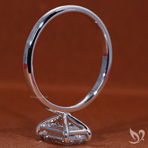 Bague de fiançailles solitaire en diamant de laboratoire taille émeraude 2 carats certifié IGI, or massif 18 carats, pour anniversaire de mariage - Product Image 4