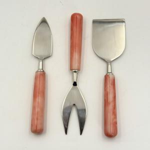 ชุดอุปกรณ์ชีส 3 ชิ้น ด้ามจับเรซิ่น พร้อมอุปกรณ์ชีสด้ามจับเรซิ่น สำหรับเครื่องครัวและของใช้บนโต๊ะอาหาร ราคาถูกที่สุดในอินเดีย - Product Image 4