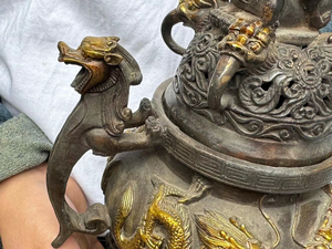 Brûleur d'encens classique arabe Bakhoor avec structure métallique pour parfumer la maison et les lieux religieux - Product Image 5