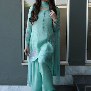 Robe de cérémonie pakistanaise de luxe pour femmes, brodée, prête à porter, 3 pièces, avec tissu de qualité supérieure - Product Image 2