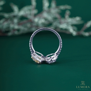 Bague Toi et Moi Bicolore en Or Blanc 18K avec Diamants Fantaisie Jaune Poire et Ovale, Halo de Diamants, Bague de Fiançailles et Alliance Double Pierre - Product Image 6