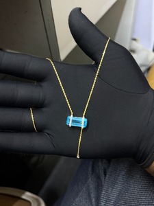 จี้เพชรทองคำแท้ 14K พรีเมียม ขัดเงาอย่างดี รับรองโดย IGI เครื่องประดับหรูสำหรับผู้หญิง เหมาะสำหรับงานหมั้นและงานเลี้ยง - Product Image 1