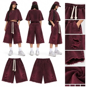 Ensemble deux pièces pour homme en polyester blanc, t-shirt à manches courtes et short, blocs de couleur contrastés, coupe décontractée, col rond - Product Image 2