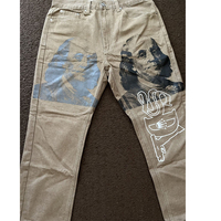 Jeans en denim droit pour homme - 100% coton, séchage rapide et respirant, logo et couleur personnalisables, prix bas