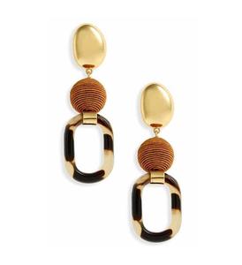 Boucles d'oreilles en résine de qualité supérieure, bijoux fantaisie pour tous les jours, mariage, fête, université, disponibles à prix raisonnable - Product Image 2