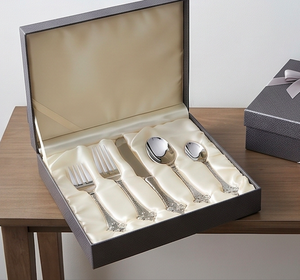 Service de couverts en argent royal design, élégant, pour la table à manger à la maison, les banquets de mariage ou comme cadeau. - Product Image 6