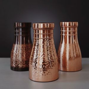 Bouteille d'eau artisanale en cuivre 500 ml, écologique, compatible lave-vaisselle, finition martelée, vaisselle traditionnelle, carafe portable pour le bureau - Product Image 6