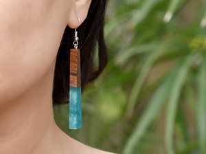 ต่างหูไม้เรซิ่นขัดเงาทำมือ สีสันสดใส น้ำหนักเบา เครื่องประดับโดดเด่น ดีไซน์เลียนแบบโบราณ สำหรับผู้หญิง ของขวัญ อุตะร์ - Product Image 2