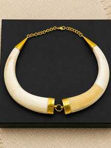 Horn pendant necklace Unisex vintage style Gold plated chain fashion Animal shape accessory Horn neck wear set - Product Image 1