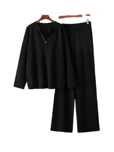 ชุด2ชิ้นเสื้อถักคอวีสไตล์เกาหลีสำหรับผู้หญิงเสื้อกันหนาวแบบสวมหัวเสื้อแบบสวมหัวเสื้อกางเกงเอวสูงแบบลำลอง - Product Image 2