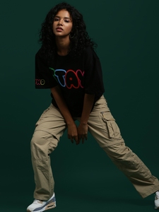 Camiseta Negra Oversize para Mujer, Corte Holgado, Informal, de Algodón, Manga Corta, Estilo Urbano, Prenda Básica Minimalista - Product Image 1