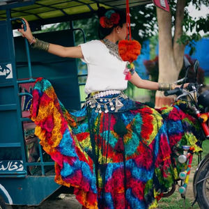 Falda Maxi de Rayón con Estampado Tie-Dye de Inspiración Tradicional, Multicolor, Estampado Abstracto, Estilo Bohemio, Casual, Larga - Product Image 1