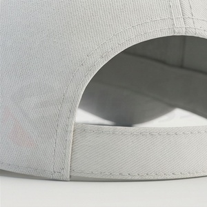 หมวกแก๊ปสีขาวตาข่ายด้านหลัง ลายเรขาคณิตสีน้ำตาลด้านหน้า ป้องกันแสงแดด สวมใส่สบาย ทันสมัย คุณภาพดี - Product Image 6