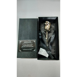 Rose véritable plaquée or 24 carats, faite à la main, à longue tige, fleur préservée à jamais, avec certificat d'authenticité, dans un coffret cadeau de mariage haut de gamme - Product Image 4