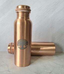 ขวดน้ำทองแดงลายต้นไม้ ใช้ซ้ำได้สำหรับการเดินทาง สำนักงาน ยิม - Product Image 1