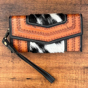 Nouveau Style pochette en fourrure de vachette usinée à la main sculpture portefeuille en cuir Multi utilisations cuir occidental nouveau Design pochette élégante pour les femmes - Product Image 2