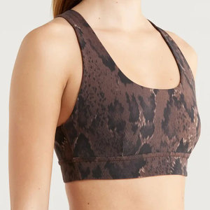 Soutien-gorge de sport grande taille pour femme, haute performance, avec logo frontal, sans coutures, séchage rapide, respirant, idéal pour le yoga et la gym – Tendance actuelle et de haute qualité - Product Image 3