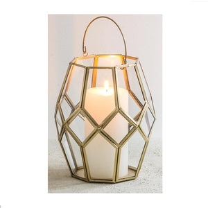 Lanterne de gros bon marché et au meilleur prix, nouveau design et haute qualité, terrarium suspendu, métal et verre, taille et couleur personnalisables - Product Image 1