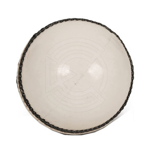 Pelota de Cricket de Alto Rendimiento Fabricada con Cubierta de Cuero Sólido, Ideal para Entrenamientos Escolares y Competiciones de Fin de Semana - Product Image 2