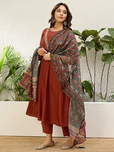 Ensemble Kurta ethnique pour femmes, ensemble Kurti indien brodé, tenue ethnique élégante pour femmes, ensemble trois pièces pour soirée - Product Image 1