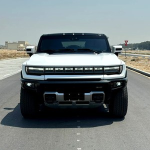 GMC First Edition, SUV Eléctrico con Tracción en las Cuatro Ruedas, Motor Doble, Neumáticos R18, Batería de Litio, Asientos de Cuero - Product Image 1