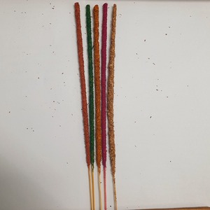 Venta caliente Varillas de incienso de flores secas Fragancias Color natural Varilla de incienso agradable 9 pulgadas Perfecto para meditación Yoga - Product Image 6