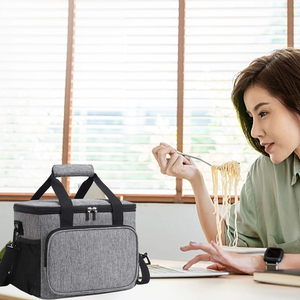 Sac isotherme souple et portable Wilson 12/18 en aluminium noir, grande capacité, pour le déjeuner, isolation thermique chaude et froide - Product Image 2