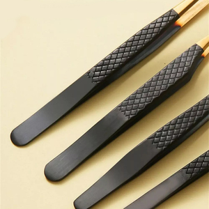 Ensemble de pinces à cils noires et pinces individuelles - Acier inoxydable, longueur 12 mm, pointe lisse, prise en main parfaite et durable - Product Image 6