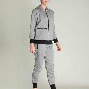 ชุดวอร์มฤดูใบไม้ร่วงคุณภาพเยี่ยมพร้อมโลโก้สั่งทำพิเศษสำหรับผู้หญิง ผ้าฝ้าย 100% เป็นมิตรกับสิ่งแวดล้อม ระบายอากาศได้ดี ป้องกันไฟฟ้าสถิต แห้งเร็ว มีไซส์พลัส - Product Image 2