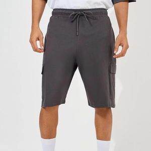 Conjunto de Camiseta Oversize con Paneles de Color y Pantalones Cortos Cargo para Hombre, Estilo Urbano Casual, Corte Holgado, Atuendo de Verano de Dos Piezas, Moda Urbana - Product Image 4