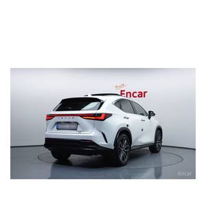 Lexus NX Luxury 2024, 14,821 km, Volante a la Izquierda, Asientos de Cuero, Cámara Trasera - Product Image 2