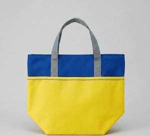 Sac à déjeuner en tissu recyclé durable, conçu pour le transport quotidien des repas, l'école, le travail, les voyages et les activités de plein air, avec un matériau robuste et facile à utiliser. - Product Image 1