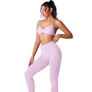 Ensemble de 2 pièces pour femmes, short sportif uni, couleur personnalisée, tissu en laine respirant et à séchage rapide - Product Image 3