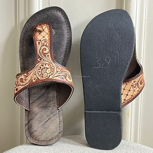 Sandalias de Punta abierta marrón para mujer, chanclas informales de cuero con estilo occidental, auténticas, hechas a mano, calzado de flores planas - Product Image 6